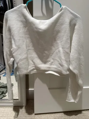 Sweater thumbnail 3