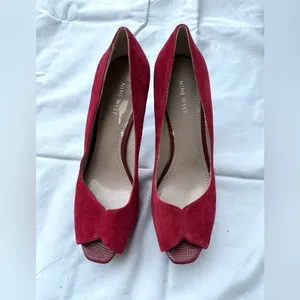 Elegant Peep-Toe Heels🌹🌹 thumbnail 2