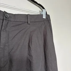 Uniqlo Women's Black Pleated Wide Leg Pants - Size XXL - Linen Blend Relaxed Fit thumbnail 2