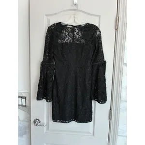 Express Womens 2 Black Floral Lace‎ Bell Sleeve Open Back Mini Dress thumbnail 10