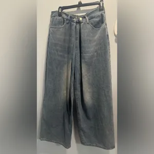 Micas Wide-Leg Denim Jeans thumbnail 2