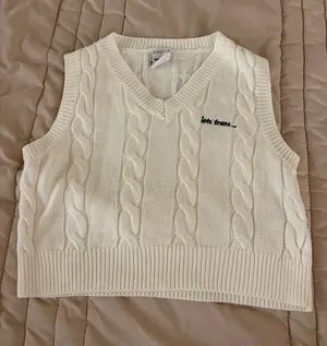 Iets Frans White Cable Knit Crop Top thumbnail 1