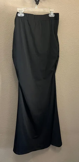 SHEIN Black Maxi Skirt with Side Detail thumbnail 1