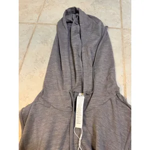 Halara NWT Sleeveless Cropped Hoodie Heather Gray Athletic Tank M thumbnail 7