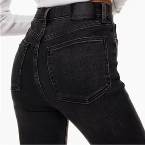 ARITZIA DENIM FORUM Lola High Rise Skinny 24L‎ in Size 26 thumbnail 2