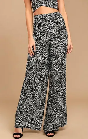Lulus black & white floral wide leg pants sz M thumbnail 1