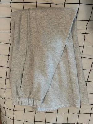 Grey Hollister sweats thumbnail 2