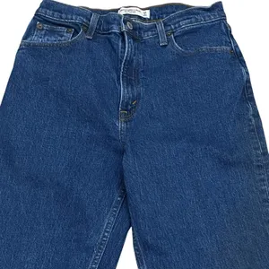 Abercrombie & Fitch Women 90s Straight Denim‎ Jeans Ultra High Rise Size 28 thumbnail 2