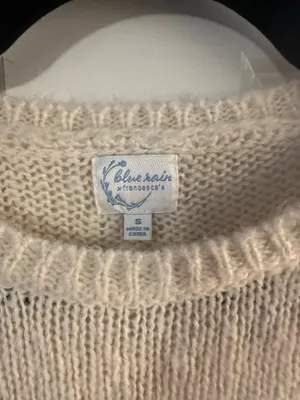 Francesca's Sweater thumbnail 3