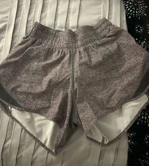Lululemon Hotty Hot Shorts 4" thumbnail 1