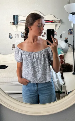American Eagle Floral Top thumbnail 1