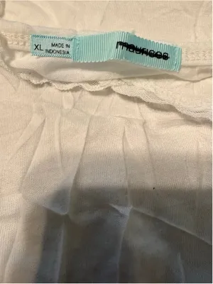 Maurices White Crinkled Lace Trim Camisole Size XL (20” PTP) thumbnail 4