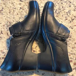 Clarks Collection Leather Shootie Women 9M Blk Professional Block Heel 26102429 thumbnail 6
