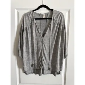 We The Free Grey Just a Henley V-Neck Linen Blend Oversized Boho Top Small thumbnail 4