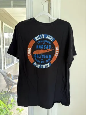Vintage Billy Joel 2015 Concert T-Shirt thumbnail 2
