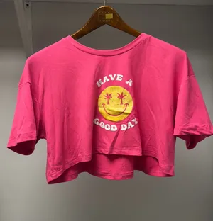 Crop Top thumbnail 1