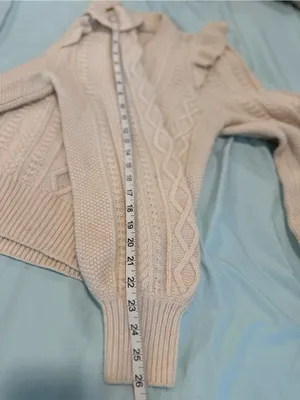 Madewell Hollydene Sz:M Merino Wool ruffle shoulders cream cable-knit sweater. thumbnail 7