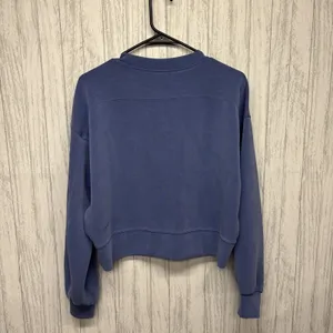 Womens Size 4 Lululemon Softstreme Oversized Crewneck EUC thumbnail 3