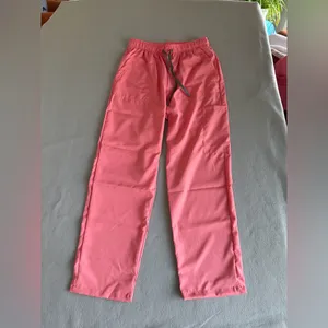 Women's NEW Salmon Colored Two Piece Scrub Set Size S #260763 thumbnail 6