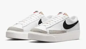 Nike Sneakers thumbnail 1