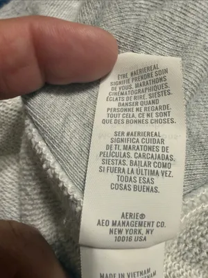 Aerie Womebs Crewneck Sweater in Light Gray thumbnail 9