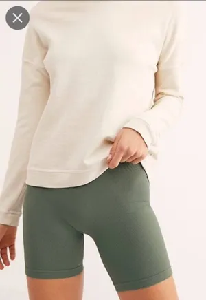 Free People‎ Intimately Green High Rise Seamless Bike Shorts thumbnail 1