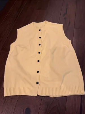 Yellow Sleeveless Button-Front Women's Sweater Vest Size Small - C31-054 thumbnail 3