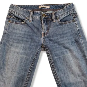 Free People Jeans Size 24 Skinny Raw Hem Distressed Destroyed Blur Denim Pants Women's Low Rise Jeans thumbnail 3