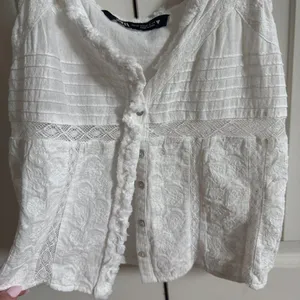 Zara White Top thumbnail 3