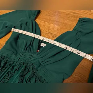 NWT Emerald Green Long Sleeve Prom Dress size S thumbnail 8