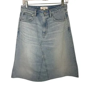 NWT Madewell Denim Midi Skirt in foster wash sz. 27 thumbnail 2