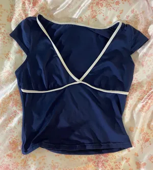 plunge neck top thumbnail 1