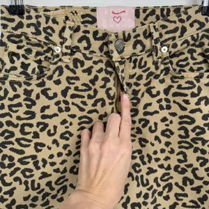 Revice Uptown On The Spot Leopard Animal Print‎ Jeans 25 Tan Punk Indie Sleaze thumbnail 6