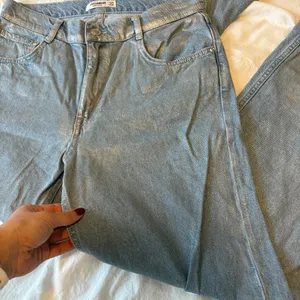 Pull & Bear Metallic Jeans thumbnail 3
