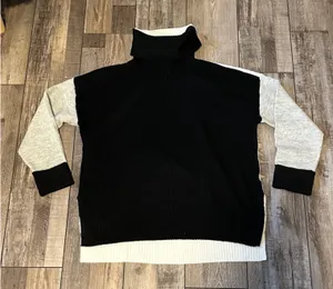 Tribal Sweater Multiple Size M thumbnail 1