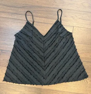 Intimately Free People Black Textured V-Neck Tank Top Size Medium - C47-018 thumbnail 1