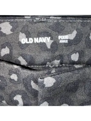 Old Navy Pixie Ankle Leopard Print Pants thumbnail 5