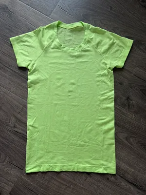 Lululemon Swiftly Tech Short Sleeve 2.0 thumbnail 1