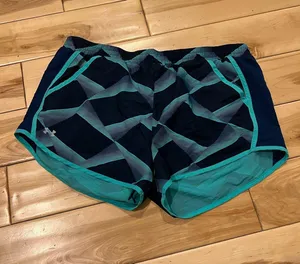 Under Armour Shorts thumbnail 1