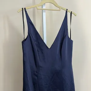 After Six Size 8 Draped Cowl-Back Princess Line Dress Front Slit Midnight thumbnail 4