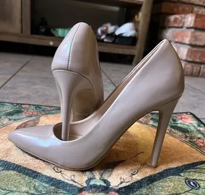 Anne Michelle Women's Nude Patent Pointed-Toe Heels thumbnail 1