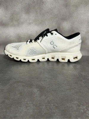 On Running Cloud X Women's White/Black Running Shoes Size 7.5 thumbnail 15