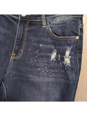 Judy Blue Distressed Boyfriend Fit Jeans Size 13/31 thumbnail 3