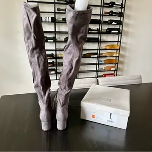 a new day Over-the-Knee Boots in Grey thumbnail 5