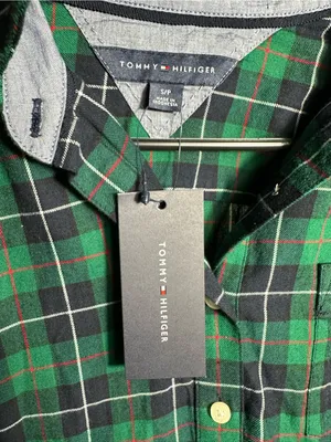 H39. Women’s Tommy Hilfiger Green Plaid Button-Up Shirt thumbnail 3