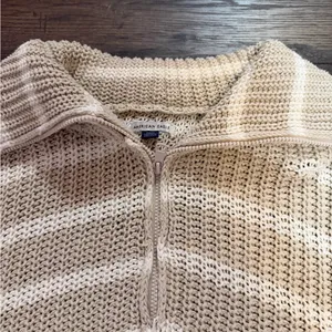 American Eagle Outfitters Cream Sweater thumbnail 3