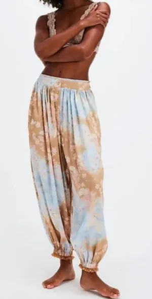 FREE PEOPLE Intimately Night Special Printed Pants Harem pants Embroidered Sz S thumbnail 1