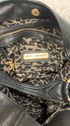 Rebecca Minkoff Black Pebbled Leather Purse thumbnail 4