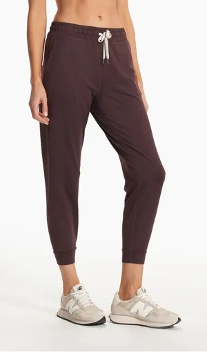 Vuori performance joggers in mahogany heather thumbnail 1