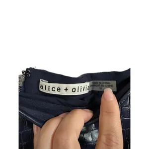 Alice + Olivia Elana Vegan Leather Mini Skirt Croc Embossed Navy Blue‎ Size 10 thumbnail 4